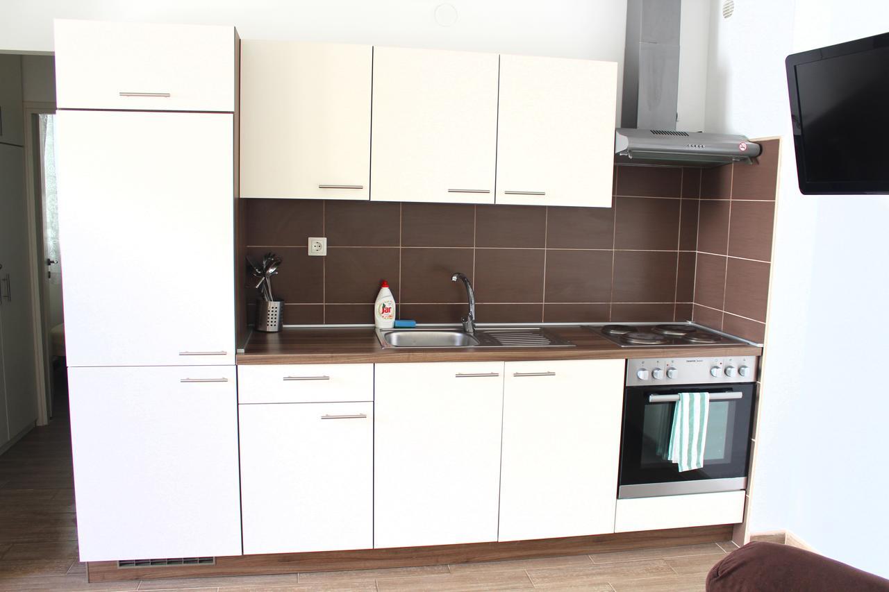 Apartment Maja คิร์ก ภายนอก รูปภาพ